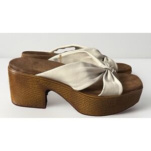 HOUSE OF HARLOW 1960 Glamming Leather Sandals Platforms Size 6.5 M Ivory